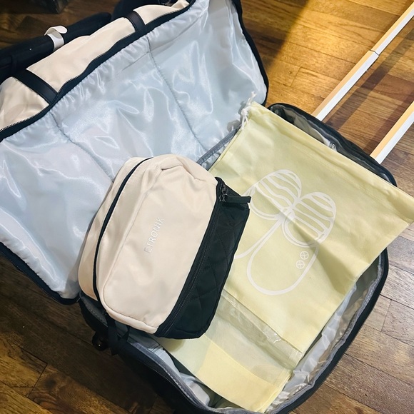 ETRONIK Rolling Duffle Bag with Wheels, Sz: 21 Inch - NWT - Picture 6 of 16